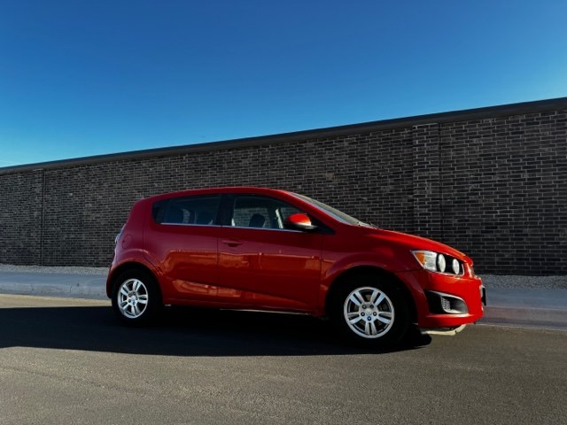 Photo 4 of this CHEVROLET SONIC