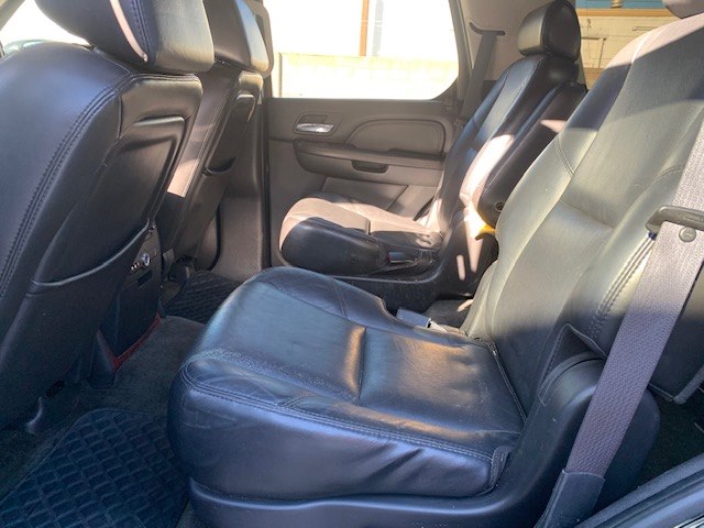 Photo 8 of this CADILLAC ESCALADE