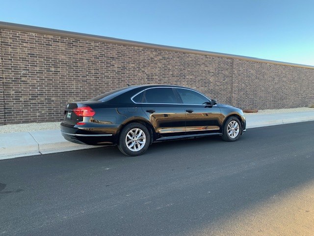 Photo 6 of this VOLKSWAGEN PASSAT S