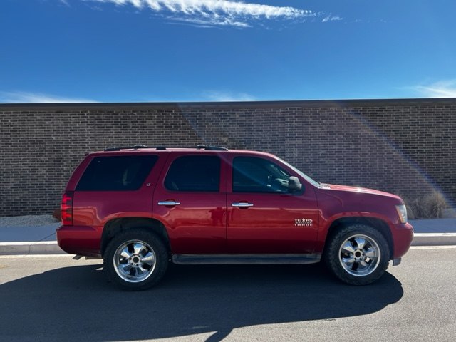 Photo 5 of this CHEVROLET TAHOE