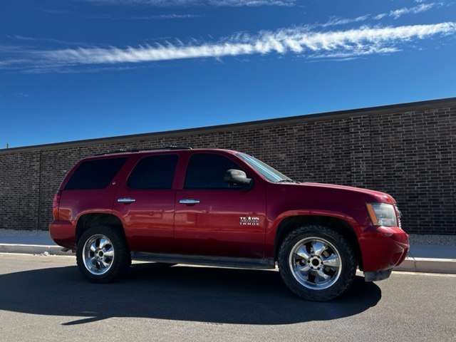 Photo 4 of this CHEVROLET TAHOE