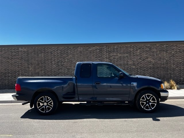 Photo 5 of this FORD F-150