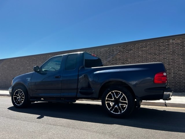 Photo 3 of this FORD F-150