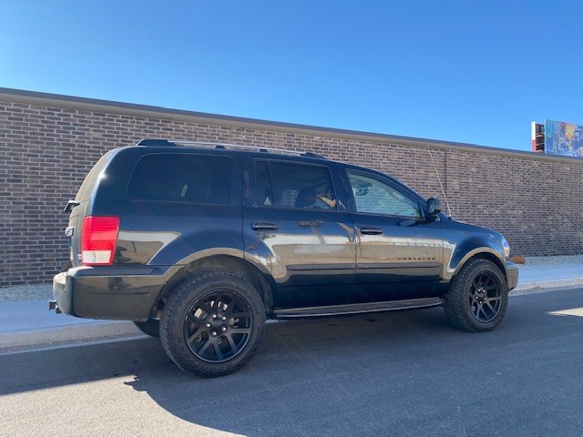 Photo 6 of this CHRYSLER ASPEN LIMITED