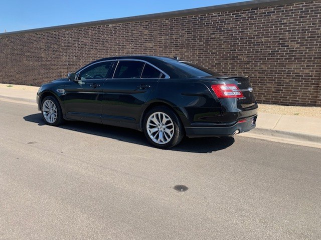 Photo 3 of this FORD TAURUS