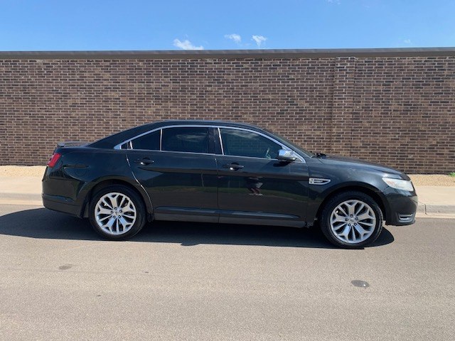 Photo 5 of this FORD TAURUS