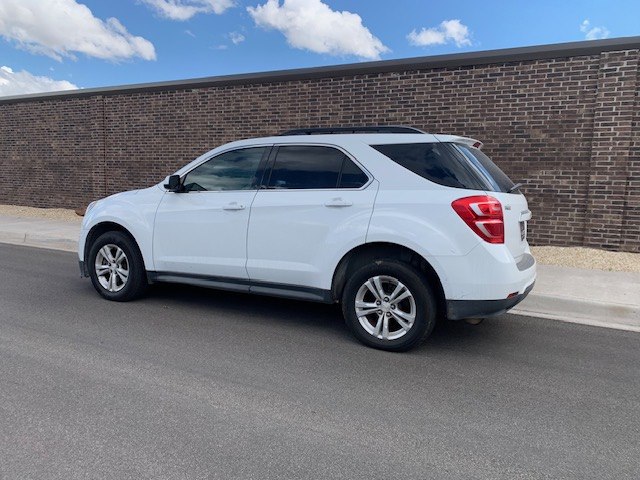 Photo 3 of this CHEVROLET EQUINOX
