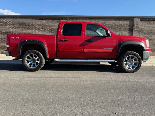 Photo 5 of this GMC SIERRA