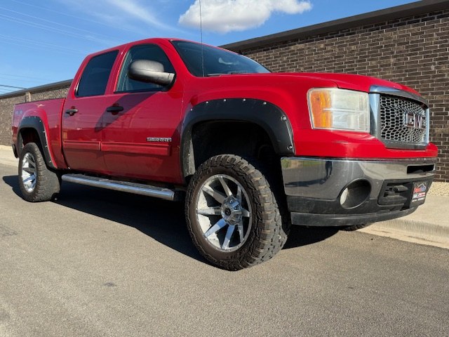 Photo 4 of this GMC SIERRA
