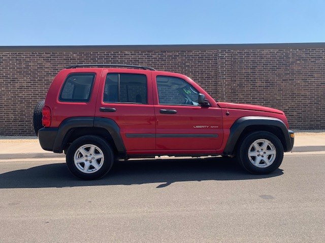 Photo 5 of this JEEP LIBERTY