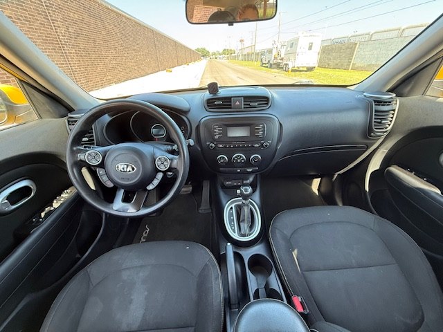 Photo 9 of this KIA SOUL