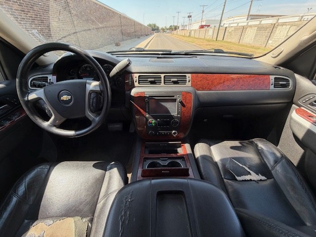 Photo 10 of this CHEVROLET SUBURBAN