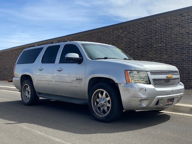 CHEVROLET SUBURBAN 2012 CHEVROLET SUBURBAN 1GNSCHE05CR326097