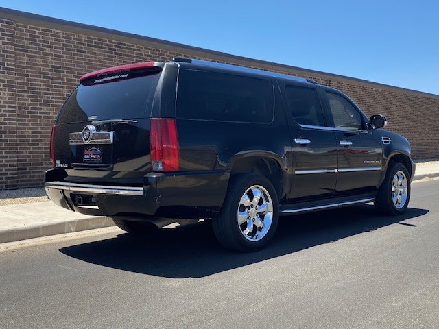 Photo 6 of this CADILLAC ESCALADE ESV