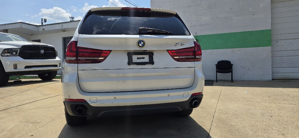 Photo 6 of this BMW X5