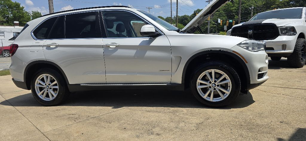 Photo 5 of this BMW X5