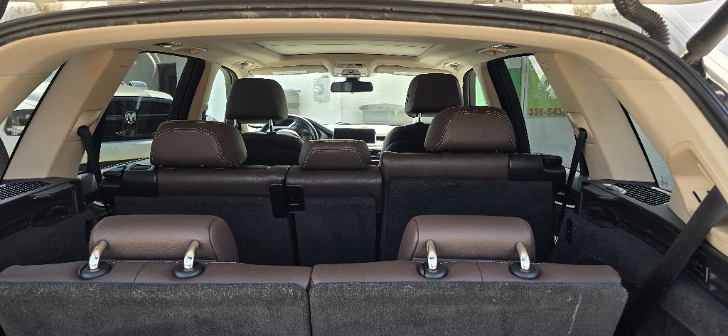 Photo 14 of this BMW X5