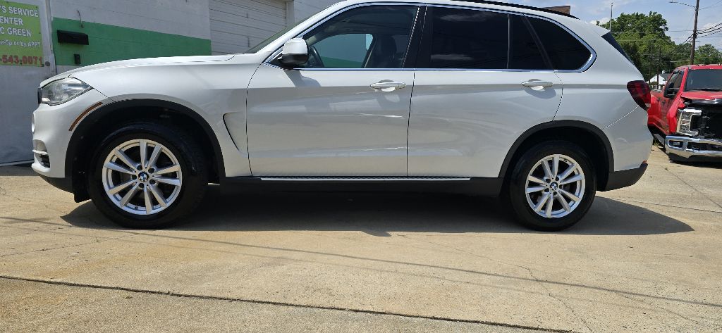 Photo 9 of this BMW X5