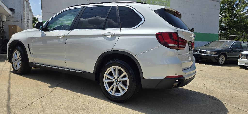 Photo 7 of this BMW X5