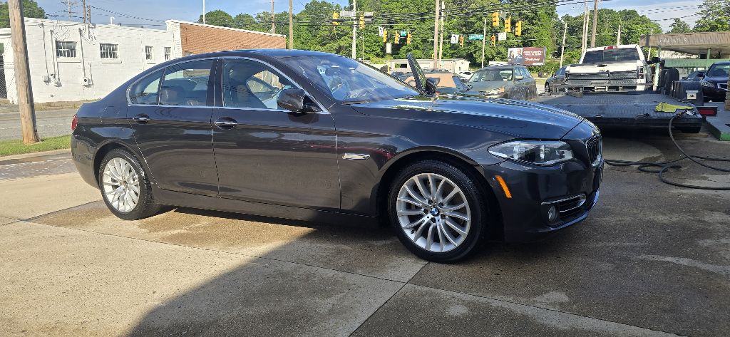 2016 BMW 528
