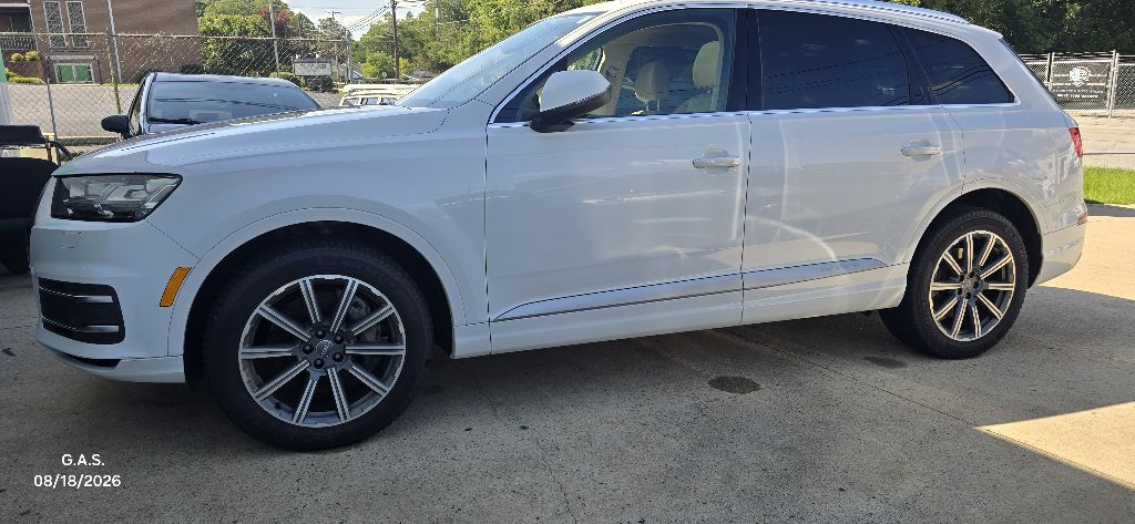 Photo 7 of this AUDI Q7