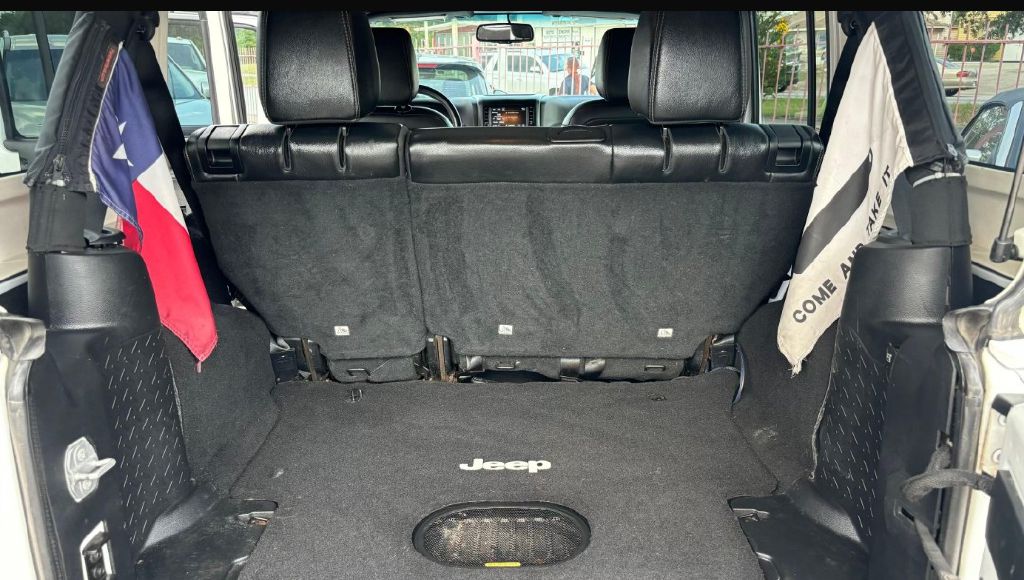 Photo 6 of this JEEP WRANGLER UNLIMI