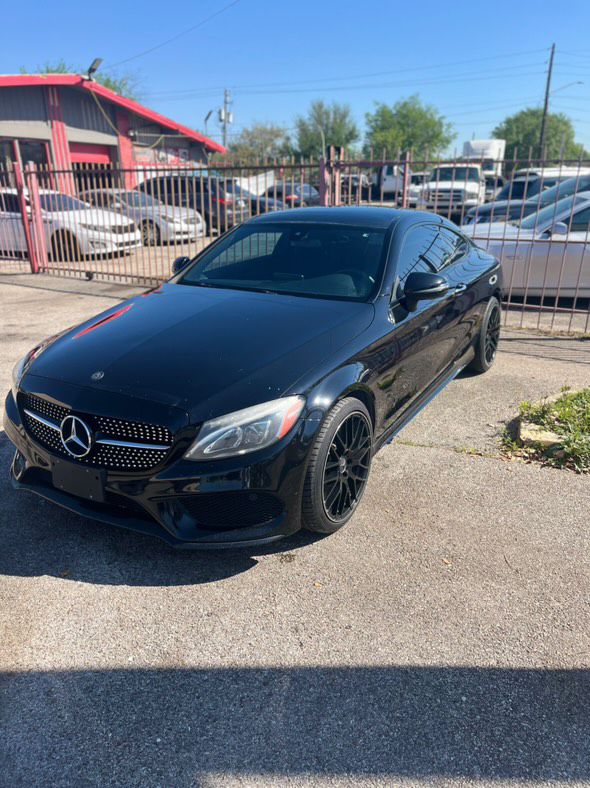 Photo 4 of this MERCEDES-BENZ C-CLASS