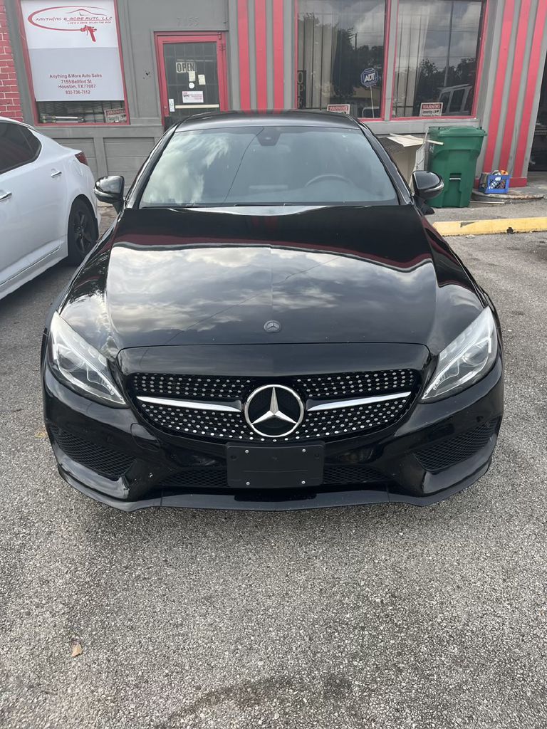 Photo 9 of this MERCEDES-BENZ C-CLASS