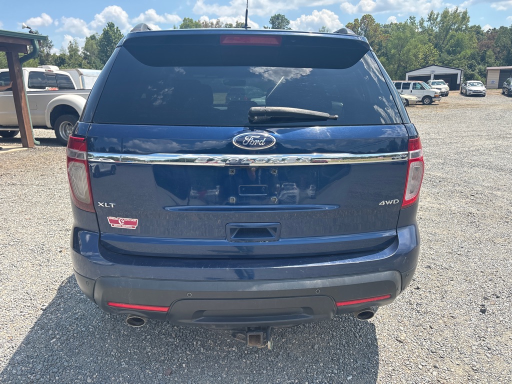 Photo 5 of this FORD EXPLORER