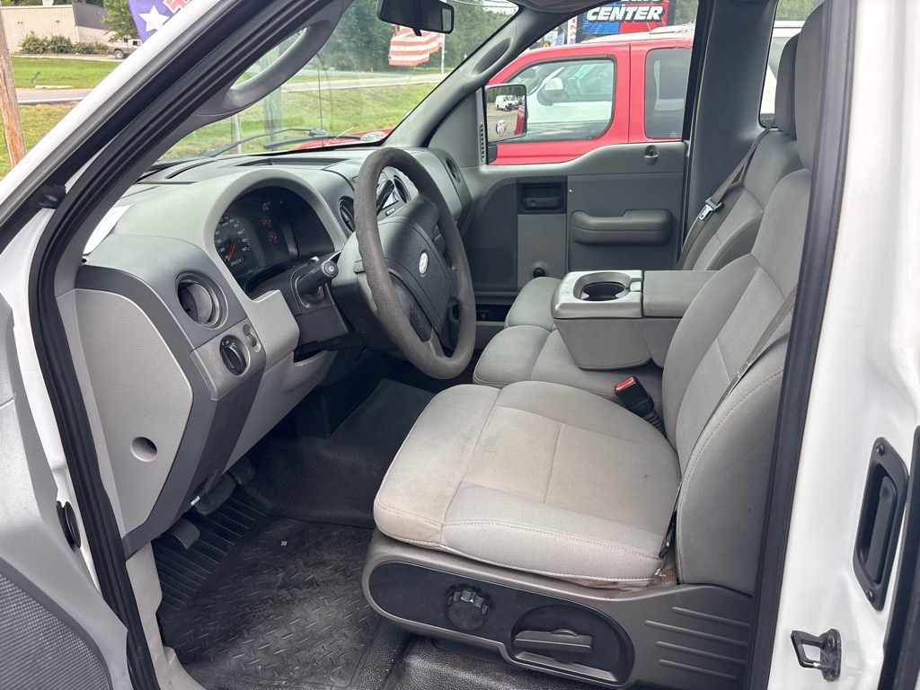 Photo 4 of this FORD F-150