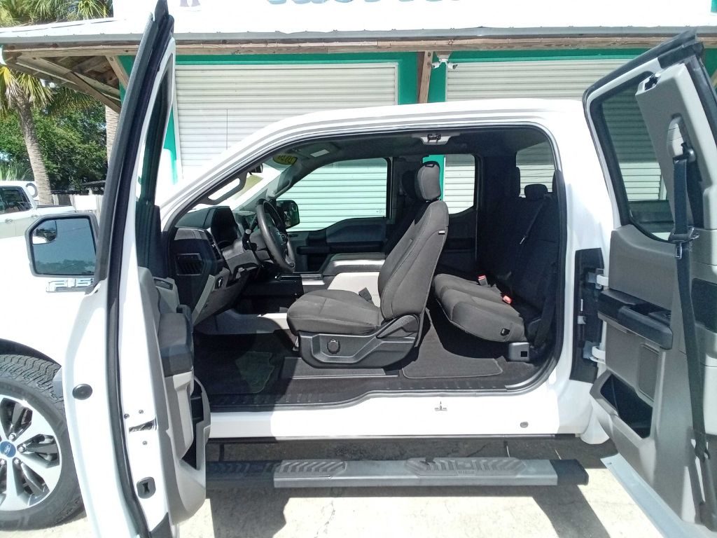 Photo 19 of this FORD STX F-150 X-CAB STX