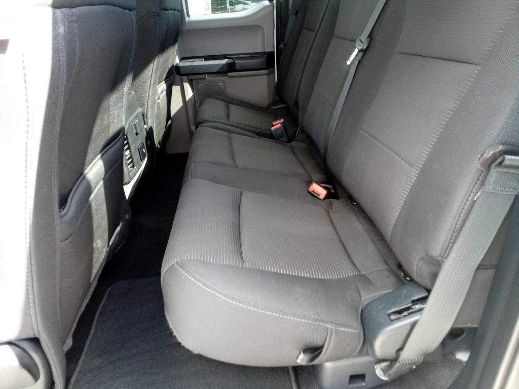Photo 21 of this FORD STX F-150 X-CAB STX