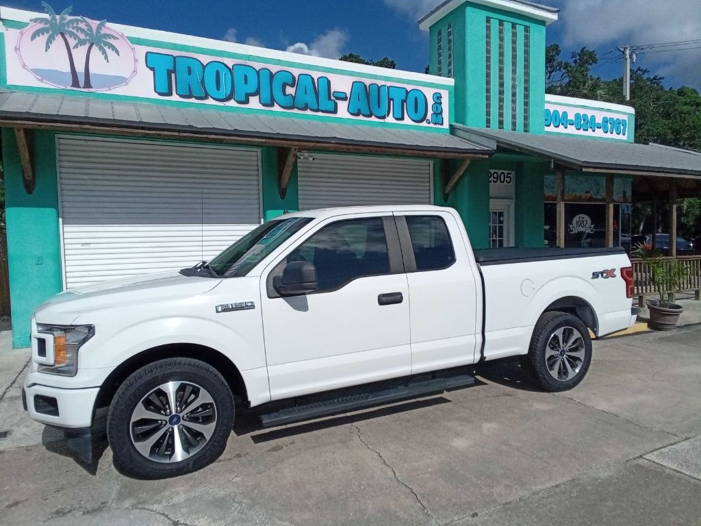 Photo 3 of this FORD STX F-150 X-CAB STX
