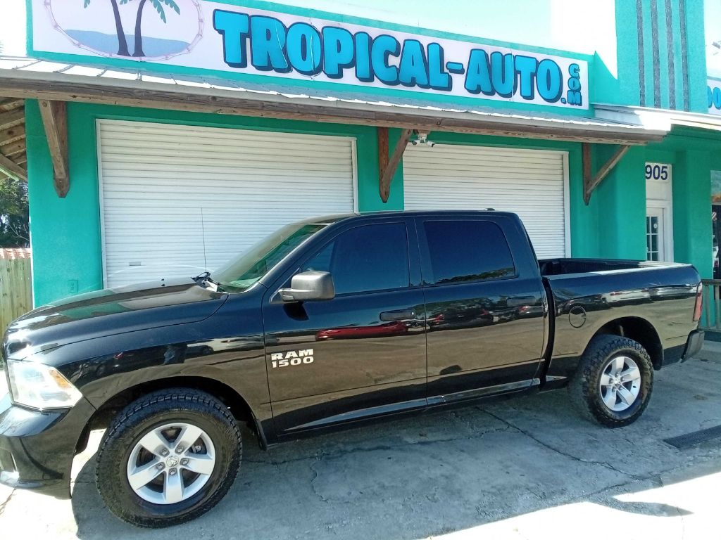 Photo 8 of this RAM 1500 CREW
