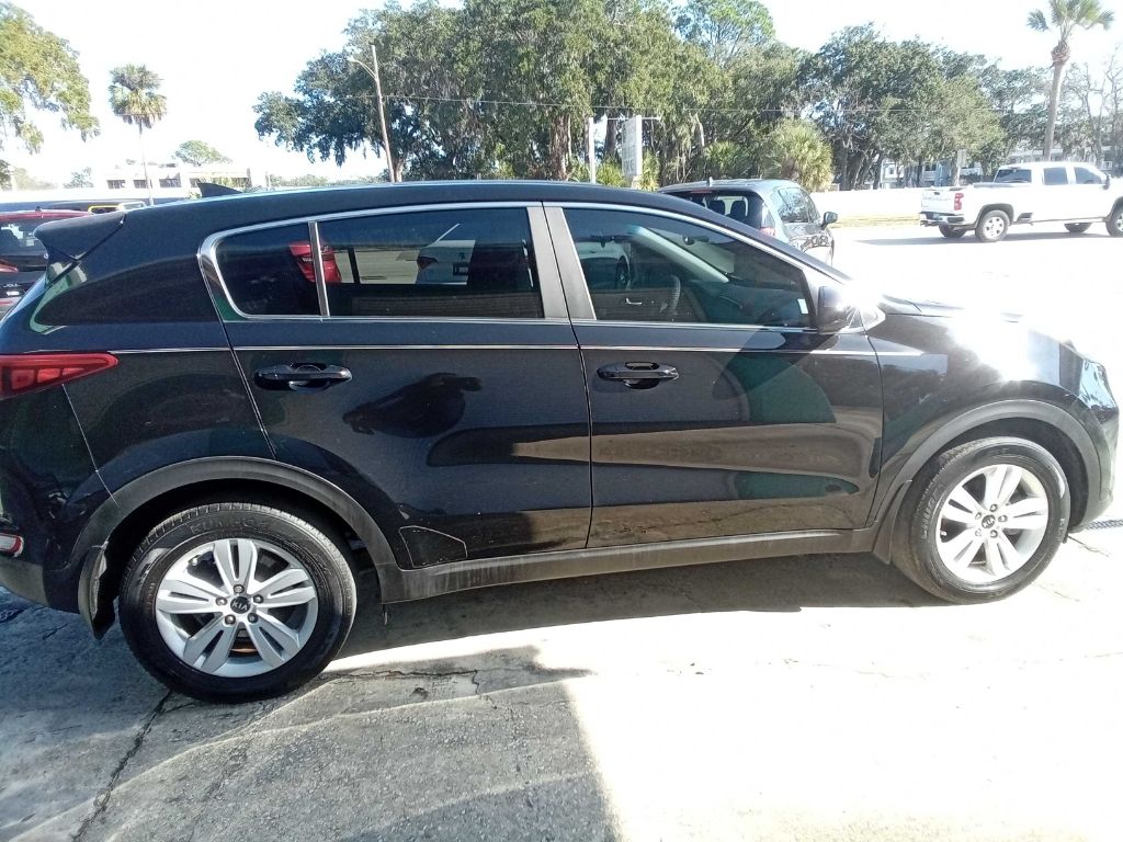 Photo 10 of this KIA SPORTAGE