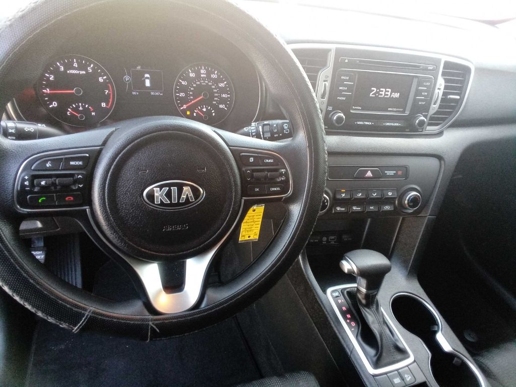 Photo 12 of this KIA SPORTAGE