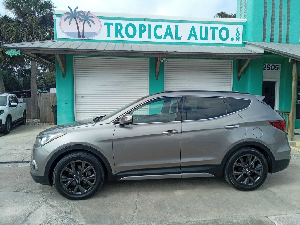 Photo 3 of this HYUNDAI SANTA FE SPORT