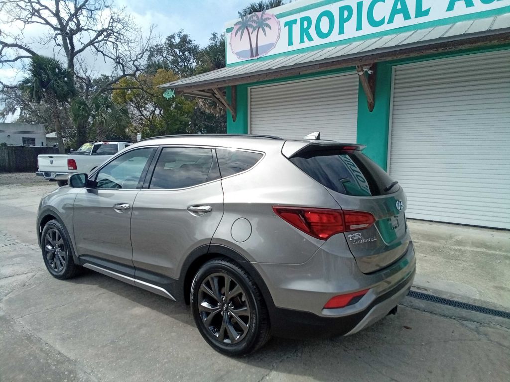 Photo 6 of this HYUNDAI SANTA FE SPORT
