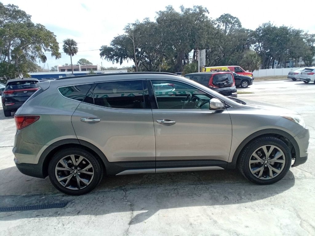 Photo 11 of this HYUNDAI SANTA FE SPORT