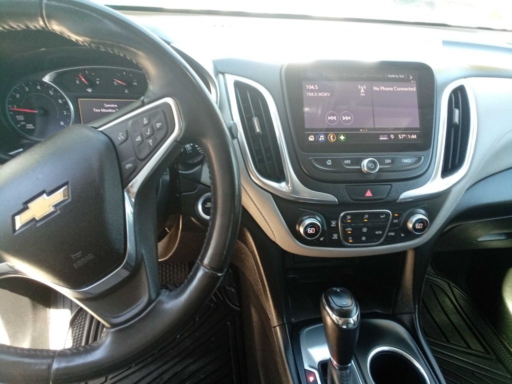 Photo 18 of this CHEVROLET EQUINOX