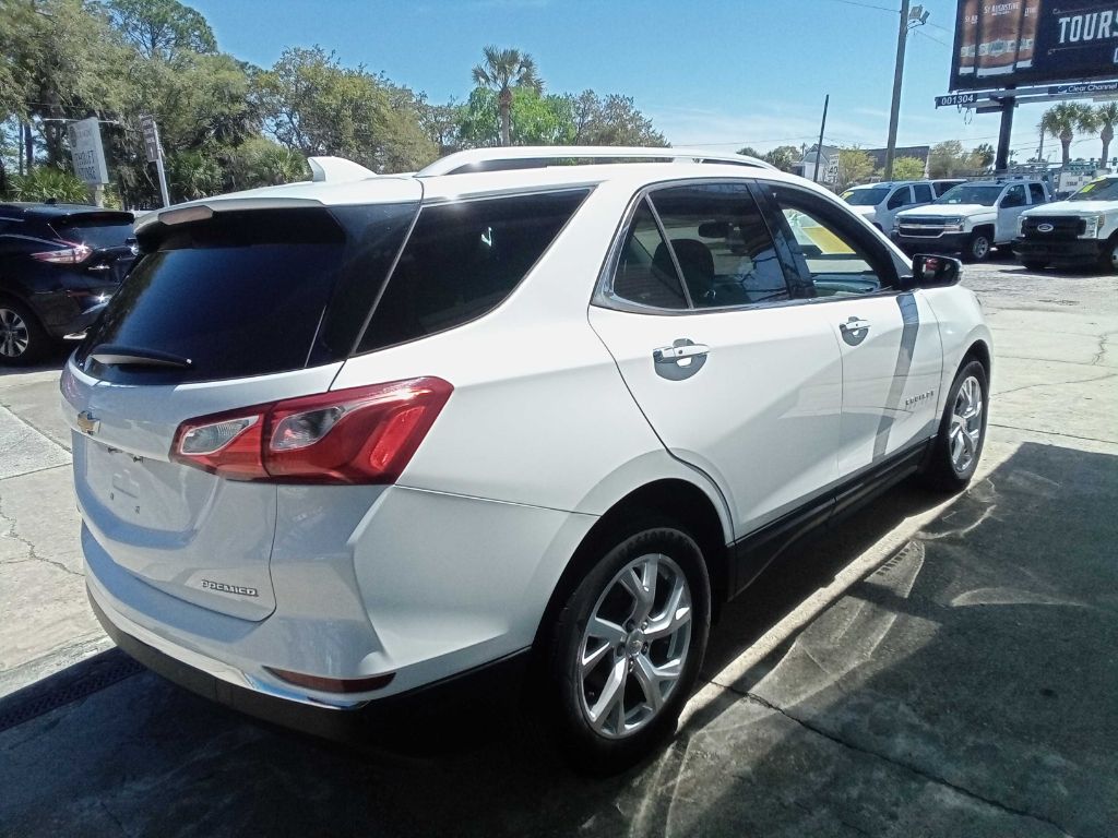 Photo 11 of this CHEVROLET EQUINOX