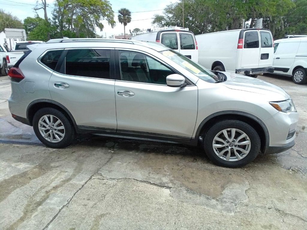 Photo 12 of this NISSAN ROGUE