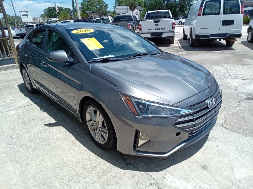 Photo 9 of this HYUNDAI ELANTRA