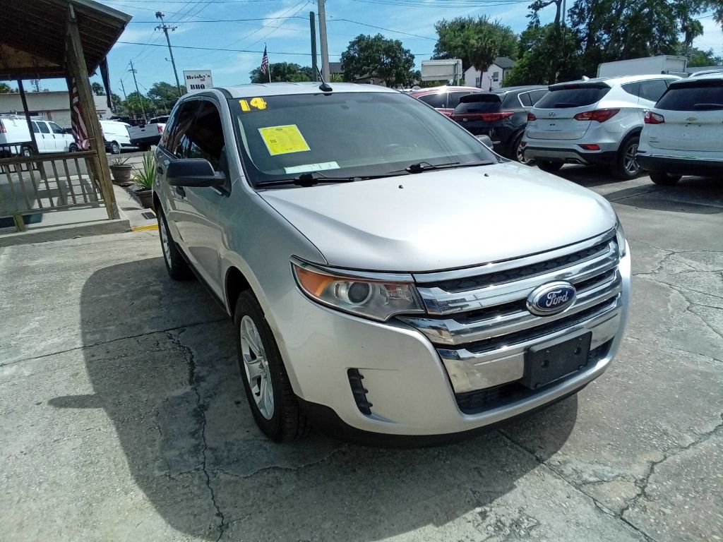 Photo 8 of this FORD EDGE
