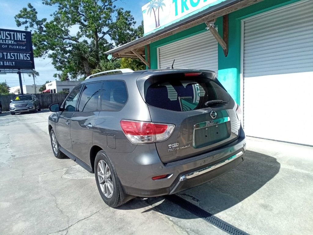 Photo 8 of this NISSAN PATHFINDER