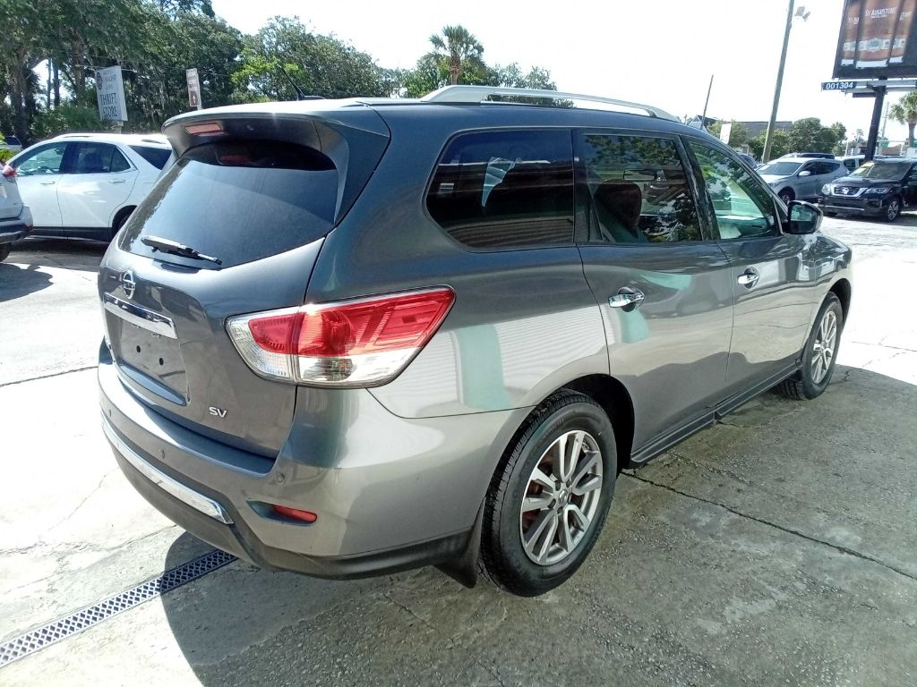 Photo 13 of this NISSAN PATHFINDER