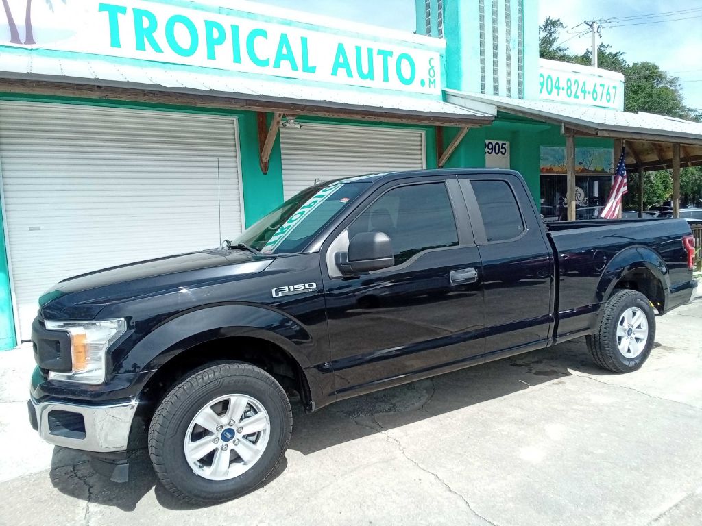 Photo 2 of this FORD F-150
