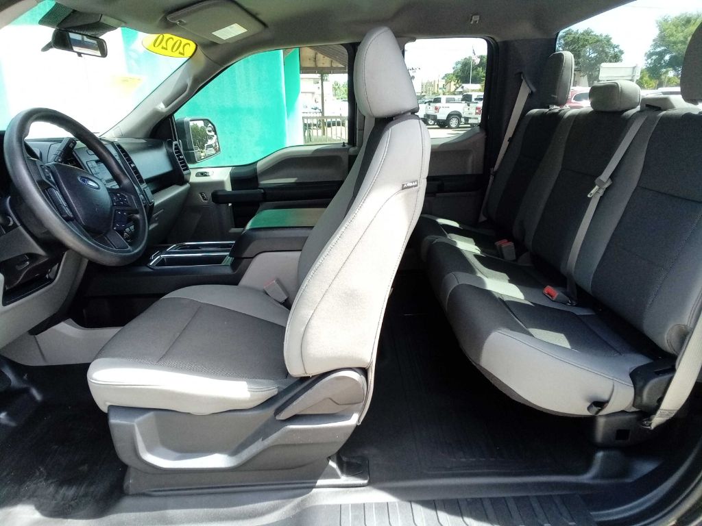 Photo 14 of this FORD F-150