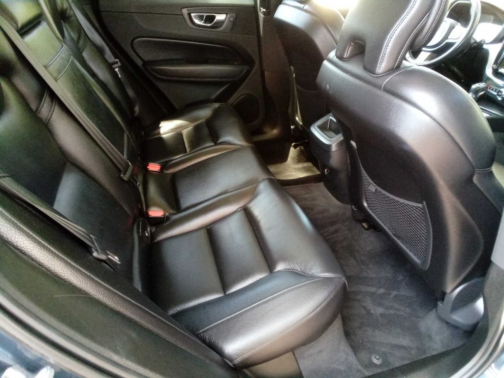 Photo 9 of this VOLVO XC60