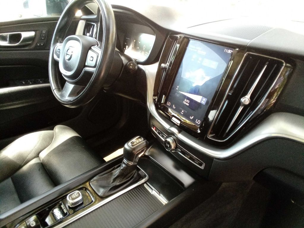 Photo 12 of this VOLVO XC60